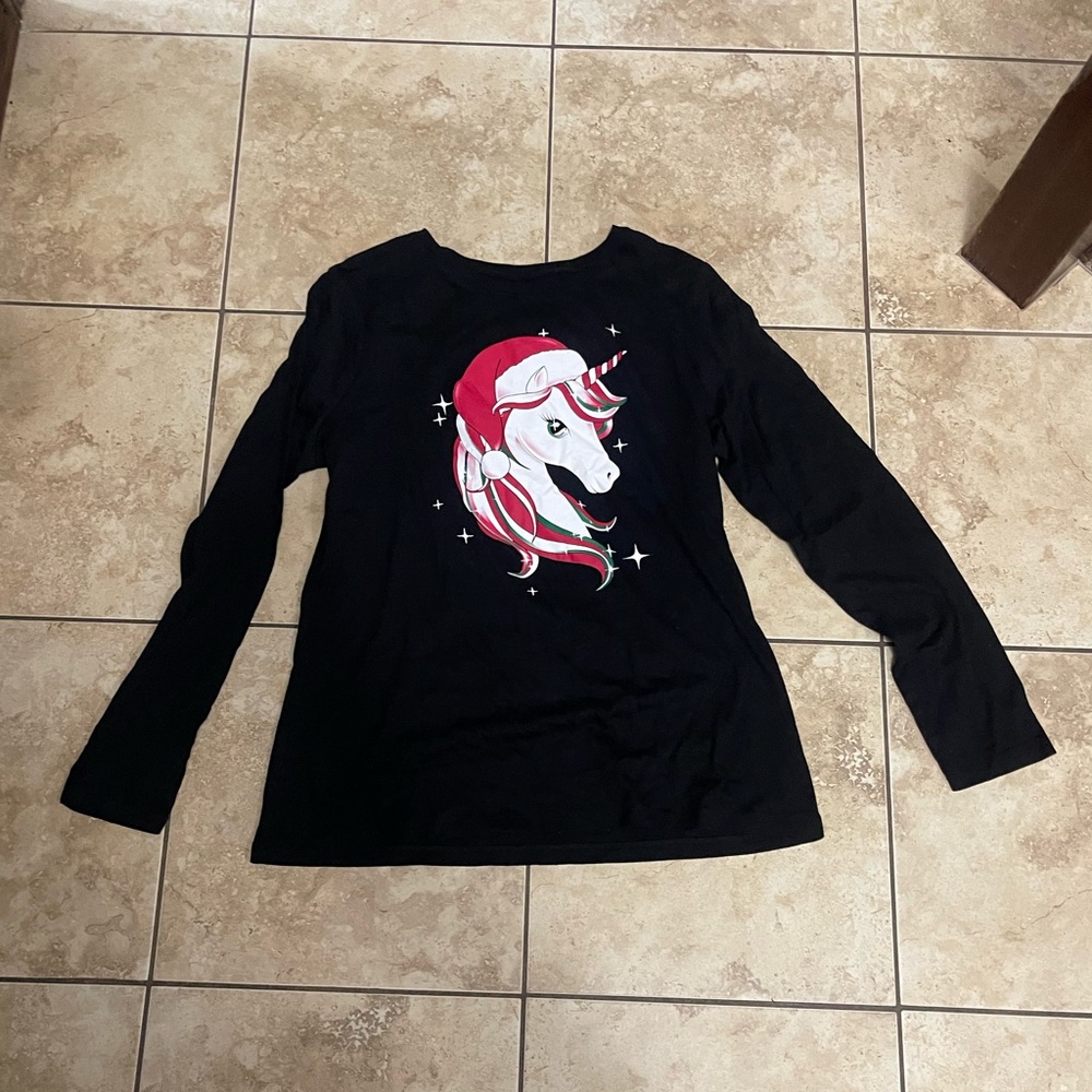 👻🎃CLEARANCE🎃👻 NWOT Place Christmas unicorn shirt